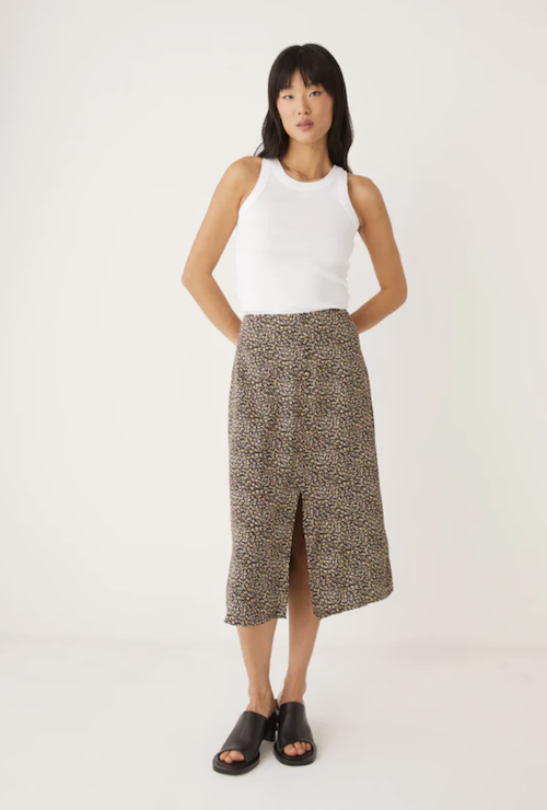 25 Minimalist Clothing Brands for Every Budget - Modern Minimalism