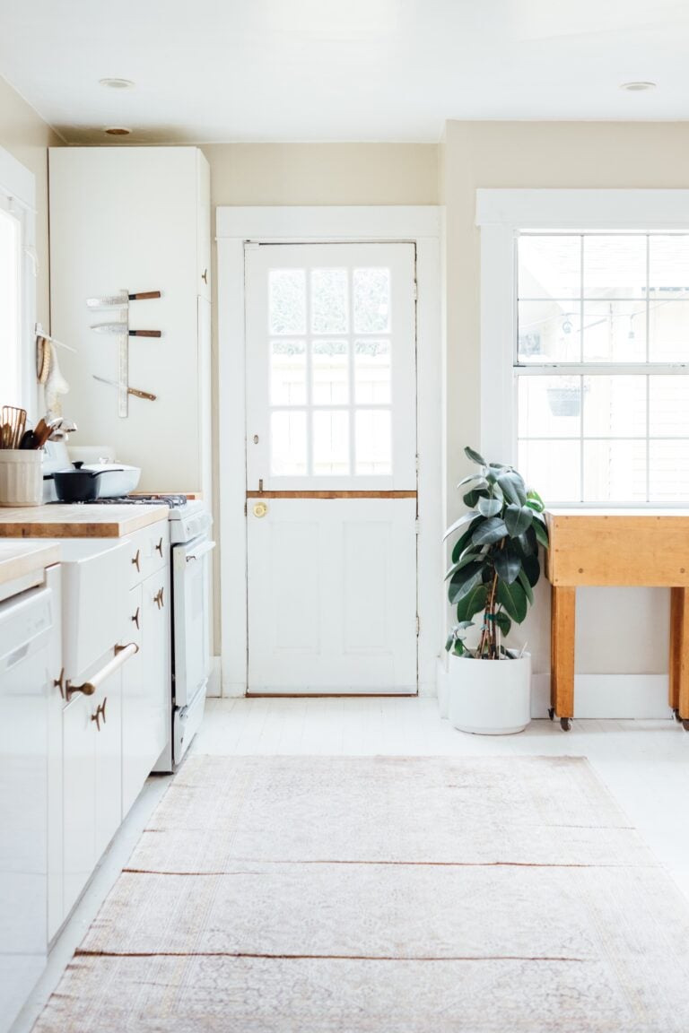 How to Declutter Your Kitchen