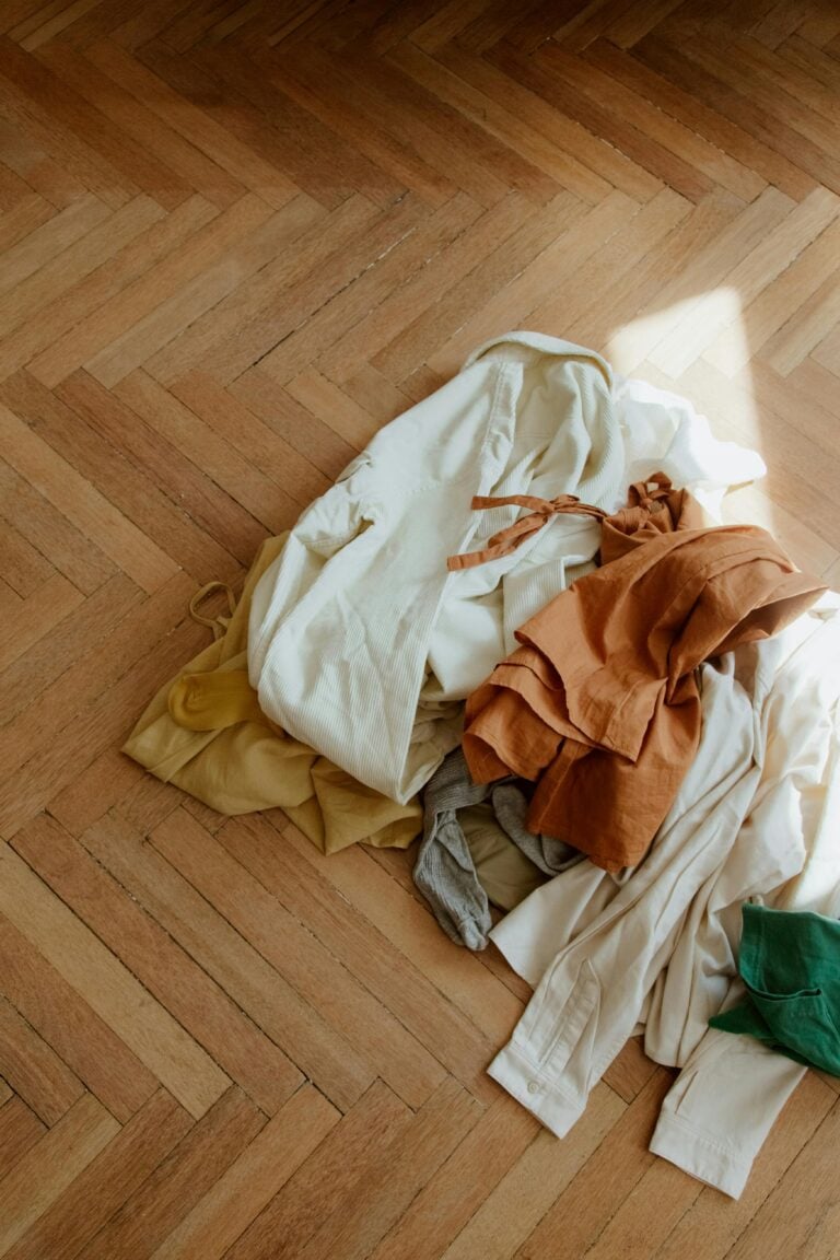7 Decluttering Mindsets That Keep You Stuck (And How to Shift Them)